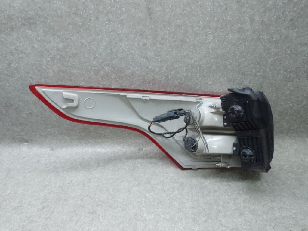 CJ5Z-13404-B | Ліхтар зовнішній прав. FORD ESCAPE 12-19 - Фото 2