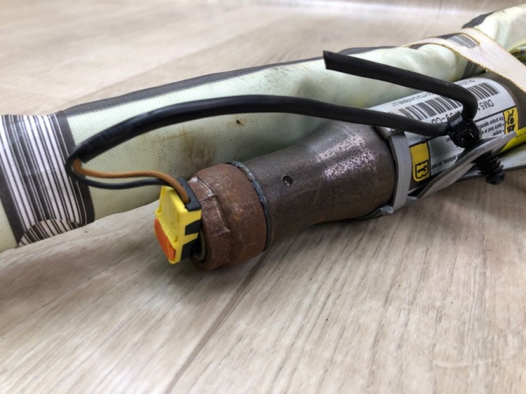 DM5Z-54042D95-B | Подушка безопасности (штора) прав. FORD FOCUS 10-18 - Фото 3