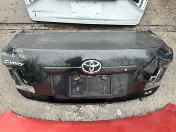 Кришка багажника TOYOTA CAMRY 40 06-11