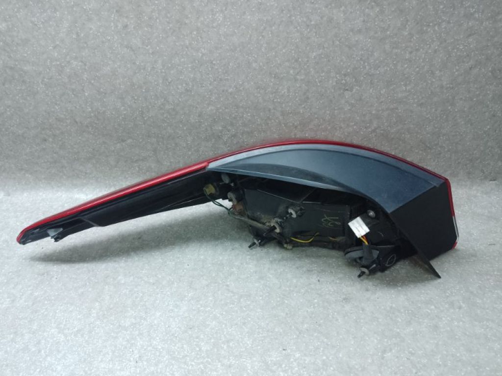 92402-3Y500 | Ліхтар зовнішній прав. HYUNDAI ELANTRA MD 10-15 - Фото 2