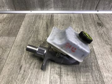 Головний гальмівний циліндр MERCEDES GL-CLASS X166 12-16