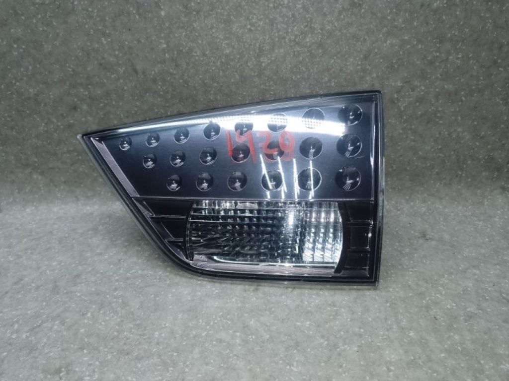 8331A006 | Фонарь внутренний прав. MITSUBISHI OUTLANDER XL 05-13 - Фото 2