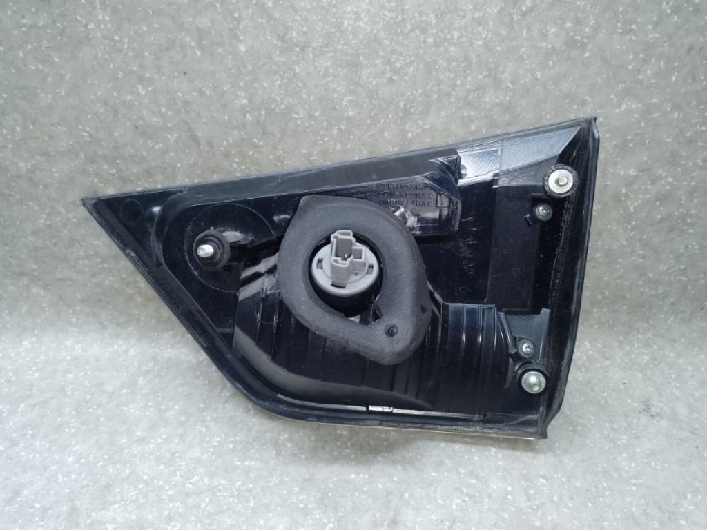 8331A005 | Фонарь внутренний лев. MITSUBISHI OUTLANDER XL 05-13 - Фото 2