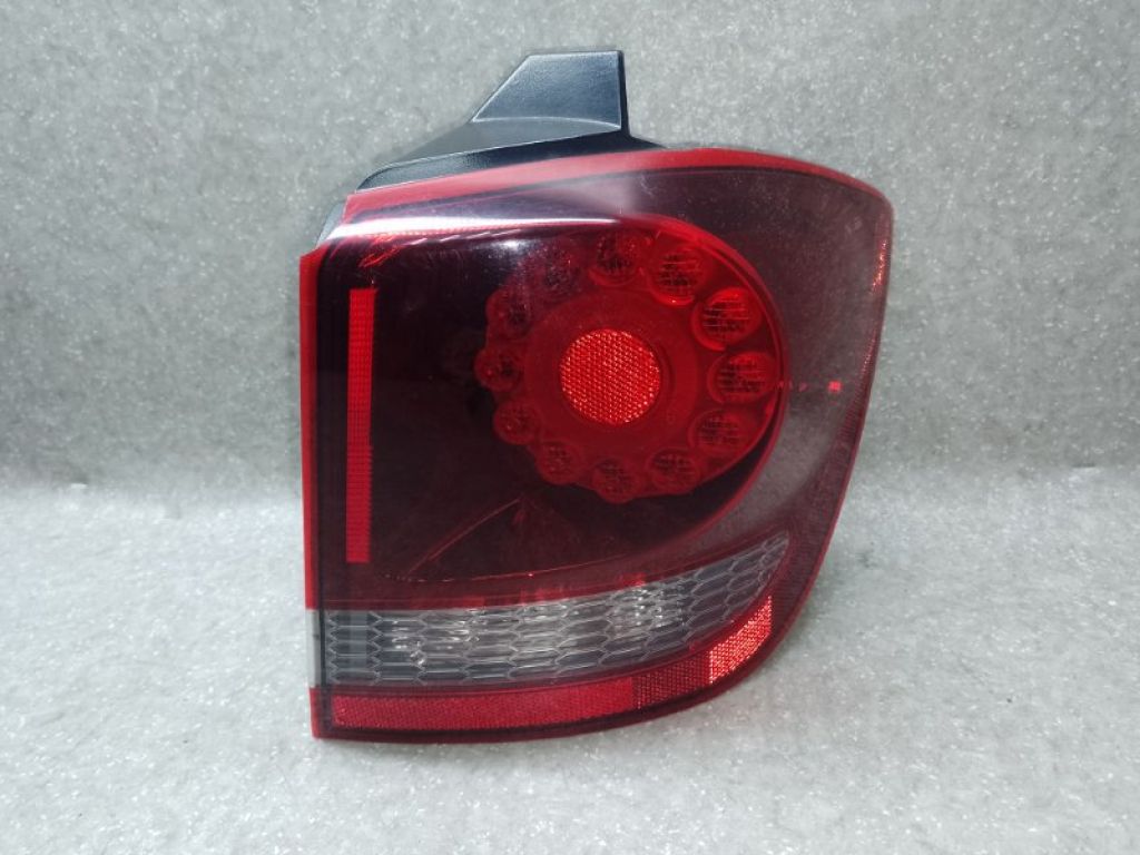 68227132AA | Ліхтар зовнішній прав. DODGE JOURNEY 08-20