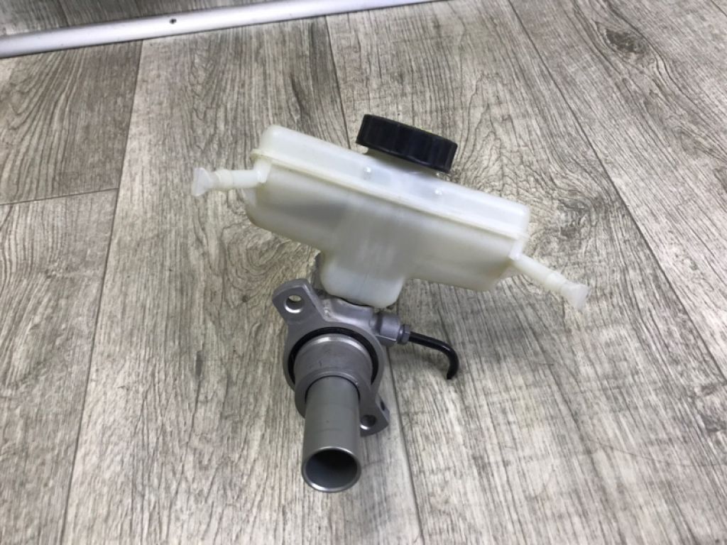 A 205 430 00 01 | Головний гальмівний циліндр MERCEDES C-CLASS W205 16-21 - Фото 2