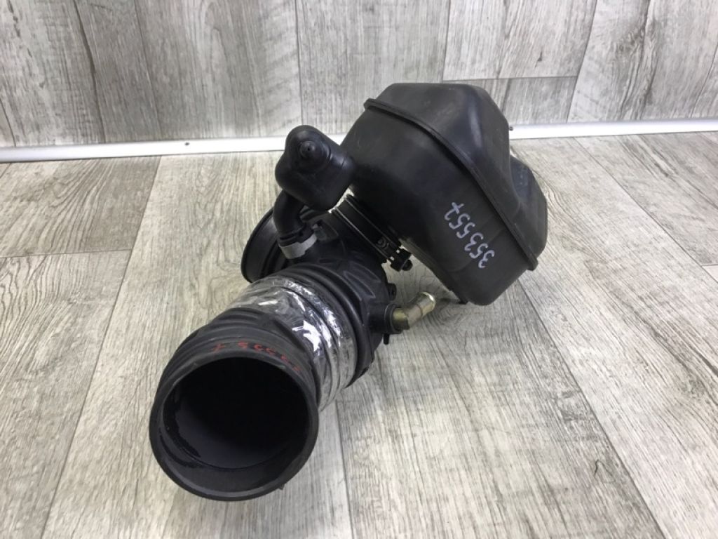 16576-CL70A | Патрубок воздушного фильтра INFINITI FX S50 03-08 - Фото 5