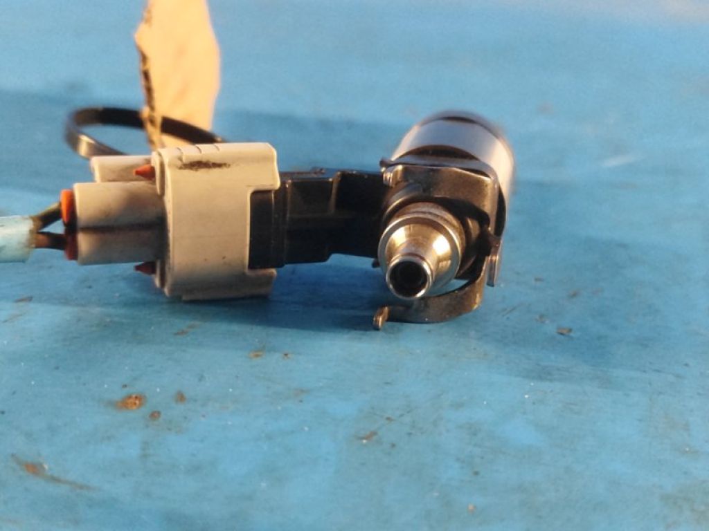 CP9Z-9F593-B | Форсунка паливна FORD FOCUS 10-18 - Фото 3