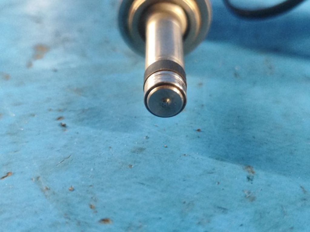 CP9Z-9F593-B | Форсунка топливная FORD FOCUS 10-18 - Фото 4