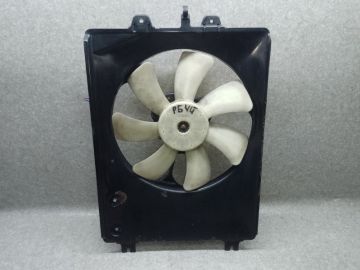 Дифузор вентилятора основного радіатора прав. ACURA MDX (YD2) 06-13