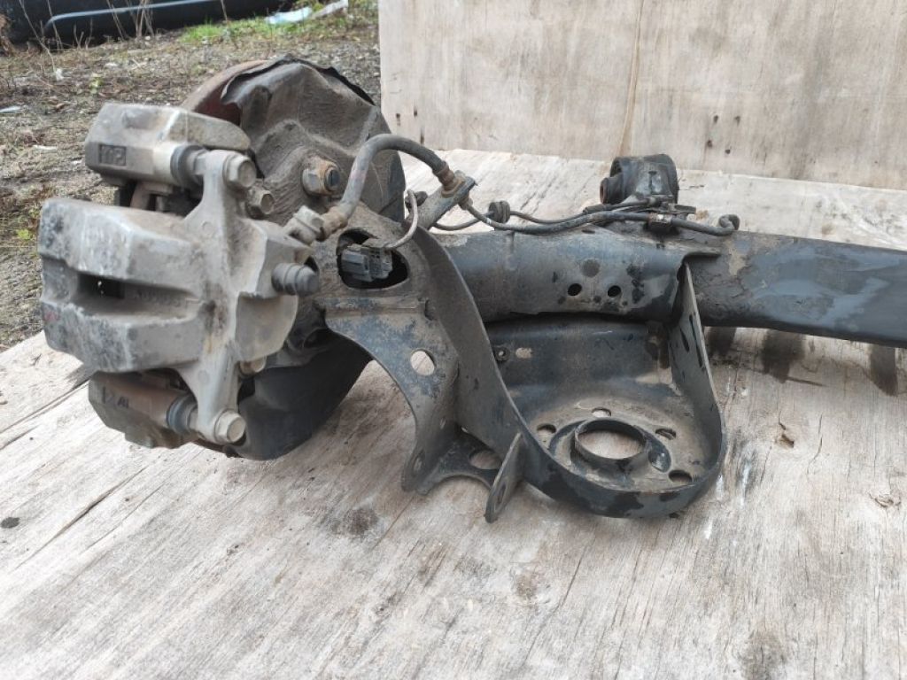 4210164010 | Балка задньої підвіски TOYOTA PRIUS PLUS 11-14 - Фото 4