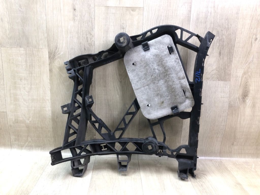 A 166 880 12 01 | Кронштейн заднего бампера лев. MERCEDES GL-CLASS X166 12-16