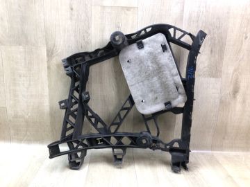 Кронштейн заднего бампера лев. MERCEDES GL-CLASS X166 12-16