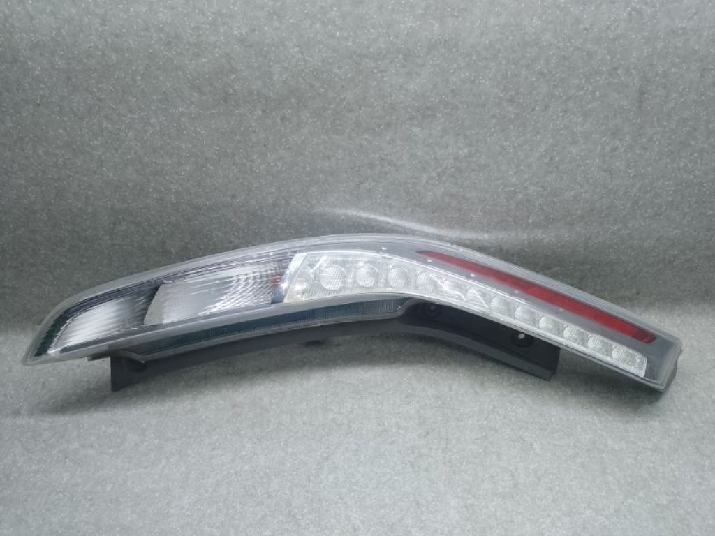 26555-3NA2A | Ліхтар зовнішній задн. лів. NISSAN LEAF 10-17