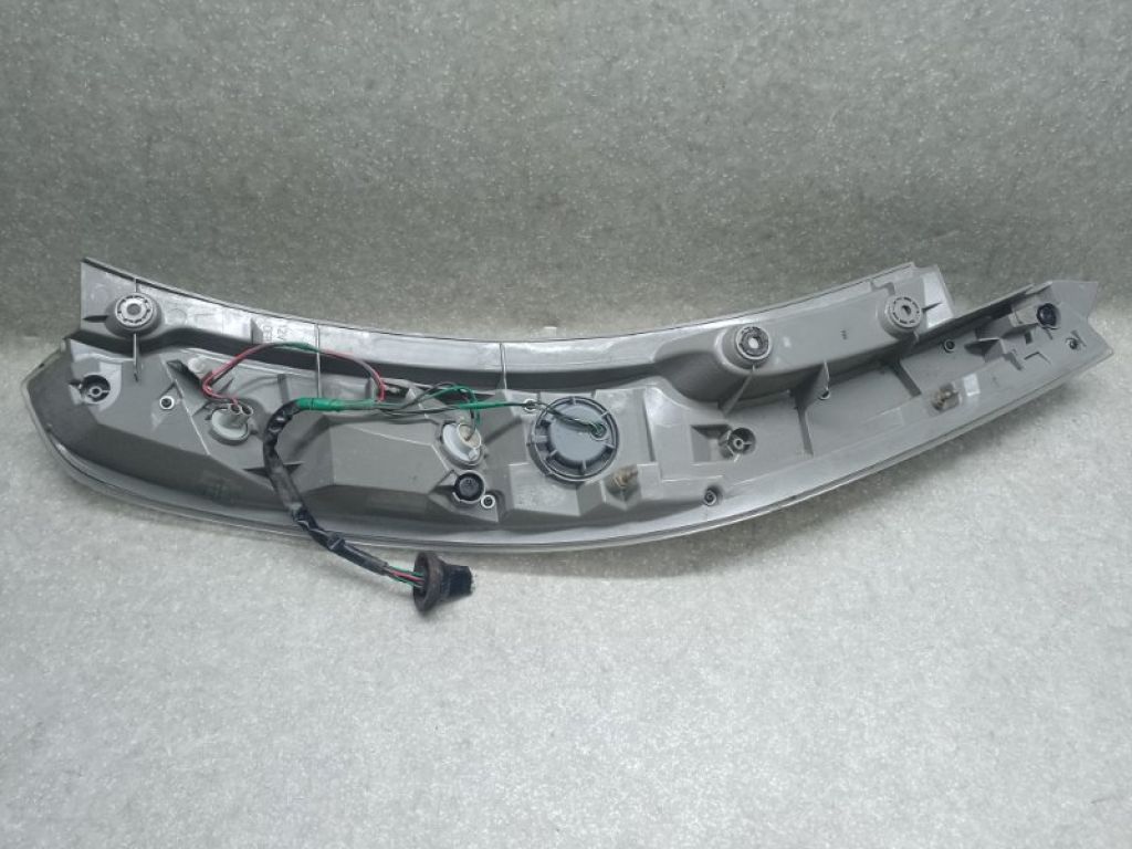 26555-3NA2A | Ліхтар зовнішній задн. лів. NISSAN LEAF 10-17 - Фото 3