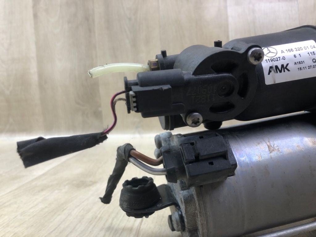 A 166 320 01 04 | Компрессор пневмоподвески MERCEDES GL-CLASS X166 12-16 - Фото 6