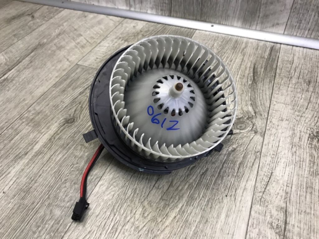 3QF 819 021 | Моторчик пічки VOLKSWAGEN TIGUAN 16-23