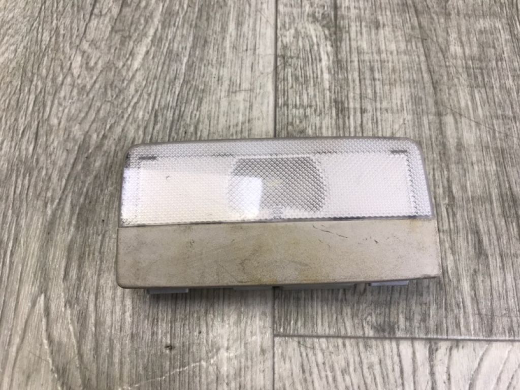 13467031 | Плафон салону задн. CHEVROLET CRUZE 15-