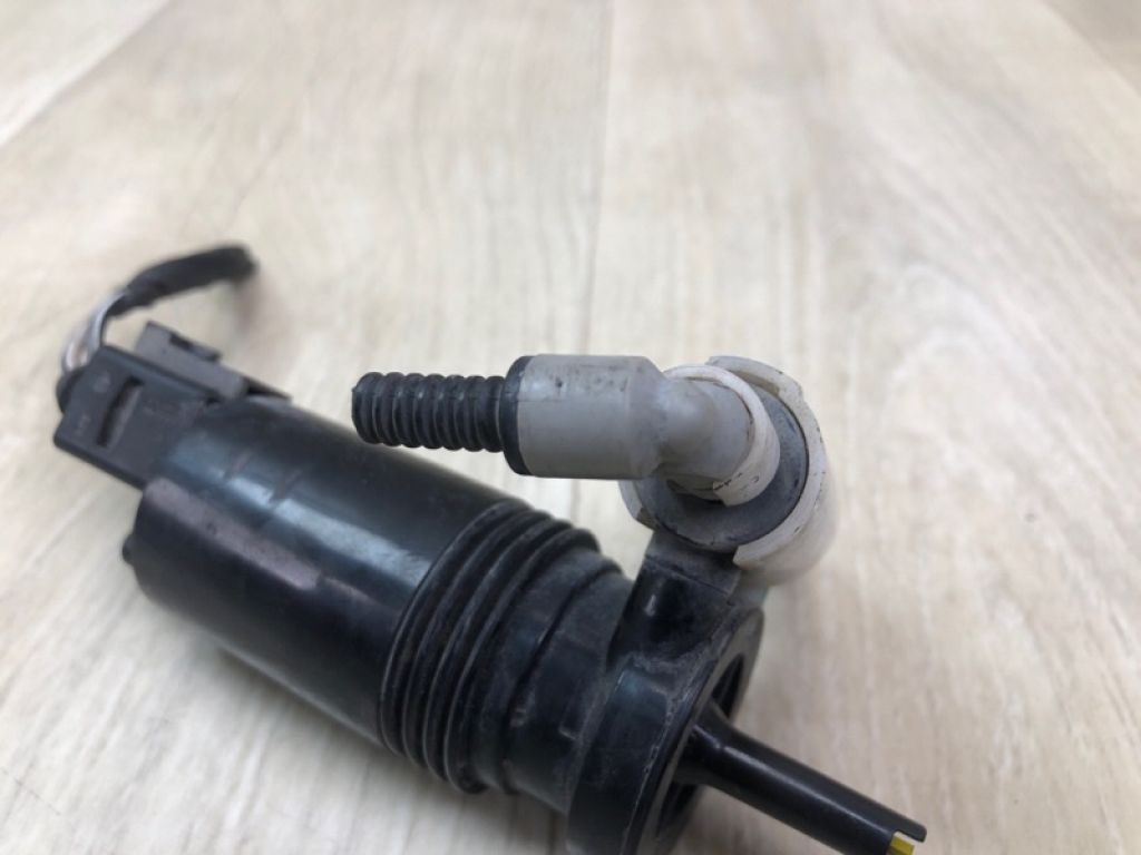 A 164 869 04 21 | Насос омывателя стекла MERCEDES GL-CLASS X166 12-16 - Фото 5