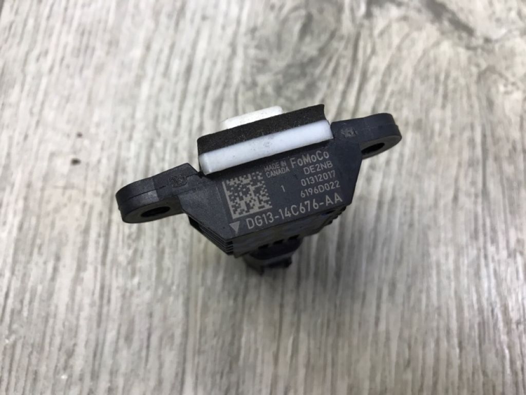 GN1Z-14B345-A | Датчик удара FORD MUSTANG 15- - Фото 3