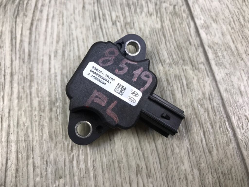 95920-1R200 | Датчик удару HYUNDAI ACCENT RB 10-