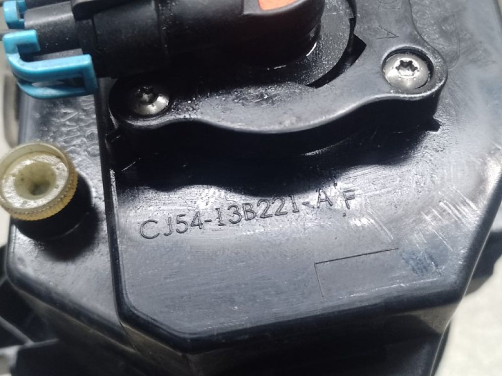 CJ5Z-13201-C | Протитуманна фара лів. FORD ESCAPE 12-19 - Фото 4