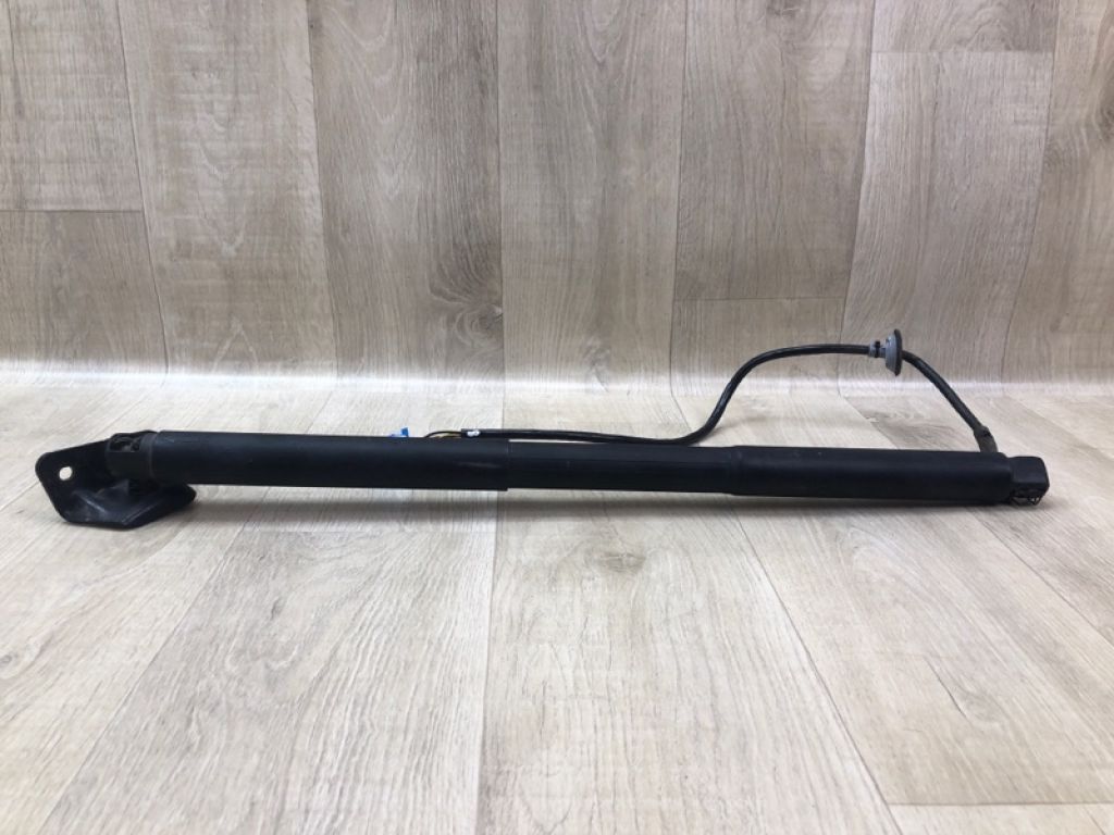 A 166 890 05 30 | Амортизатор крышки багажника прав. MERCEDES GL-CLASS X166 12-16 - Фото 2