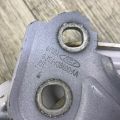 GJ5Z-16796-A | Петля капоту прав. FORD ESCAPE 12-19 - Прев'ю 4