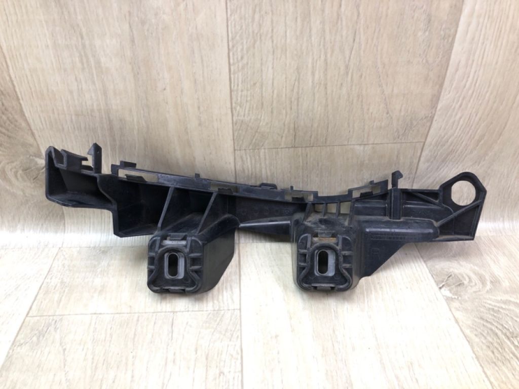 A 205 885 04 65 | Кронштейн заднього бампера прав. MERCEDES C-CLASS W205 16-21 - Фото 2