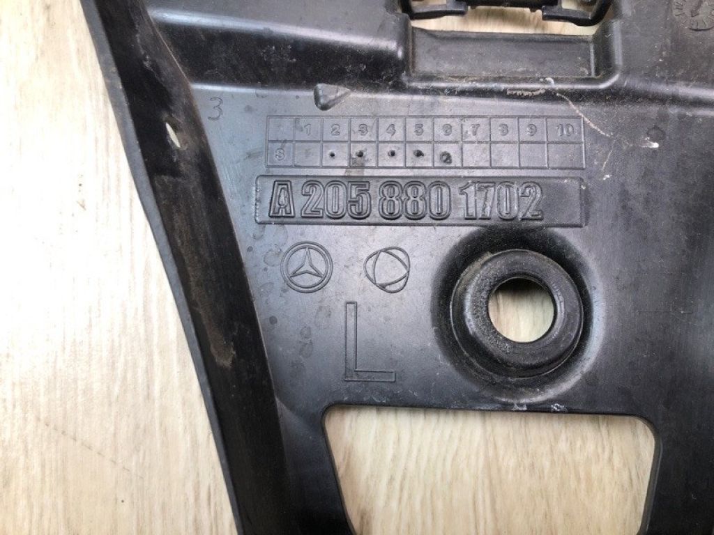 A 205 880 17 02 | Кронштейн заднього бампера лів. MERCEDES C-CLASS W205 16-21 - Фото 4