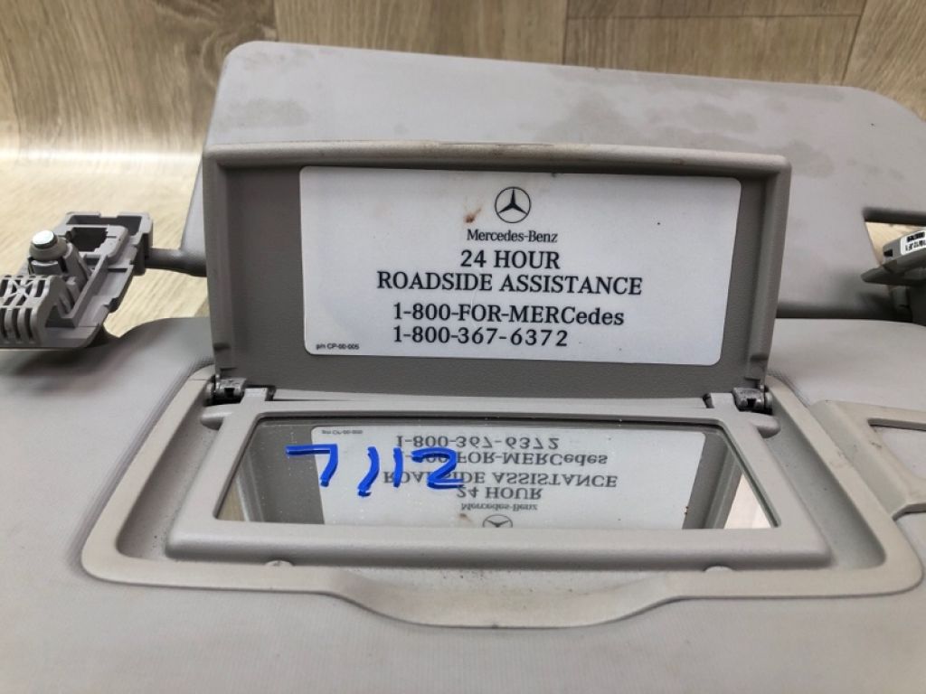 A 166 810 03 10 7M90 | Козырек солнцезащитный лев. MERCEDES GL-CLASS X166 12-16 - Фото 4