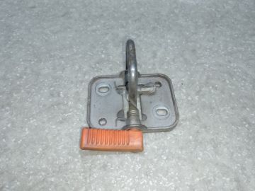 Петля замка капота VOLKSWAGEN JETTA USA 10-17