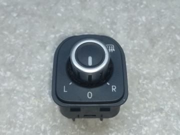 Блок керування дзеркалами VOLKSWAGEN PASSAT CC 08-12