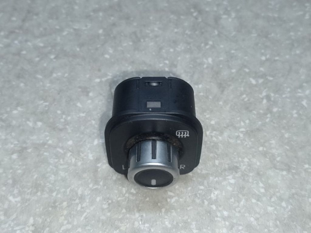 3C8 959 565 B XSH | Блок керування дзеркалами VOLKSWAGEN PASSAT CC 08-12 - Фото 2