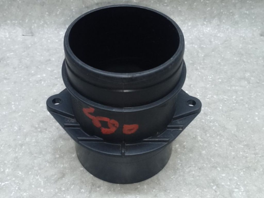 07K 129 637 | патрубок повітряного фільтра VOLKSWAGEN JETTA USA 10-17