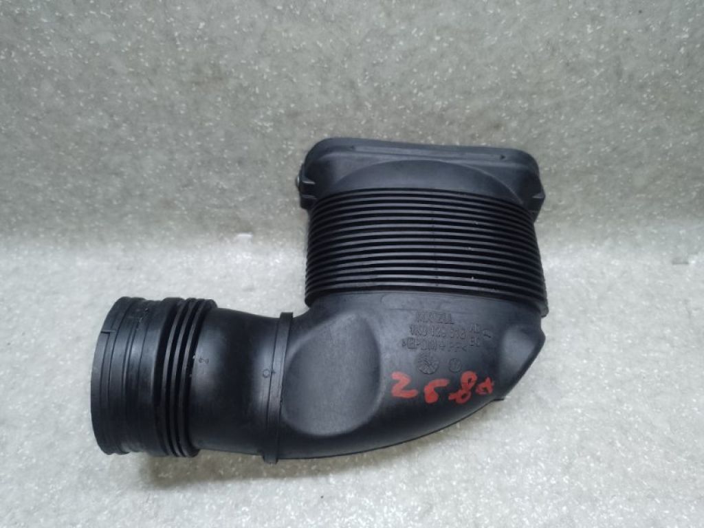 1K0 129 618 AD | патрубок повітряного фільтра VOLKSWAGEN JETTA USA 10-17