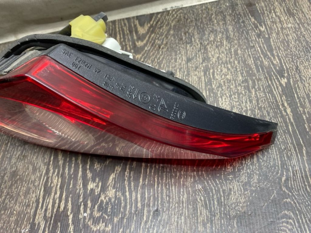 3C8 945 093 F | Ліхтар внутрішній задн. лів. VOLKSWAGEN PASSAT CC 08-12 - Фото 9