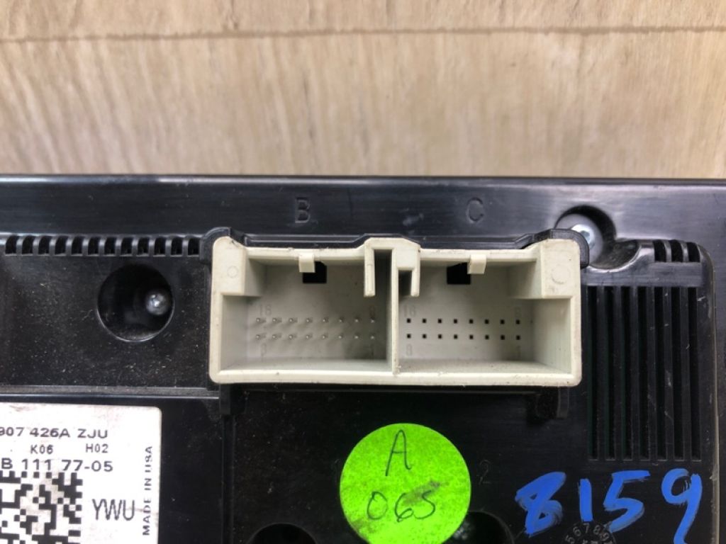 561 907 426 J ZJU | Блок керування піччю VOLKSWAGEN TIGUAN 08-17 - Фото 5