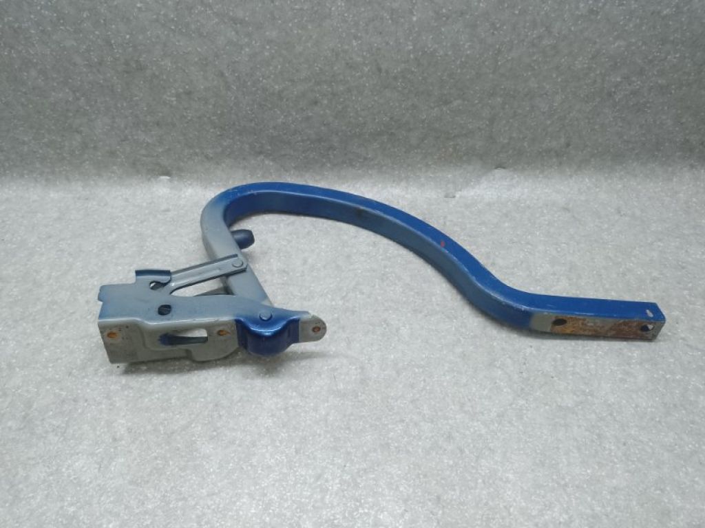 79220-3Y002 | Петля кришки багажника прав. HYUNDAI ELANTRA MD 10-15 - Фото 3