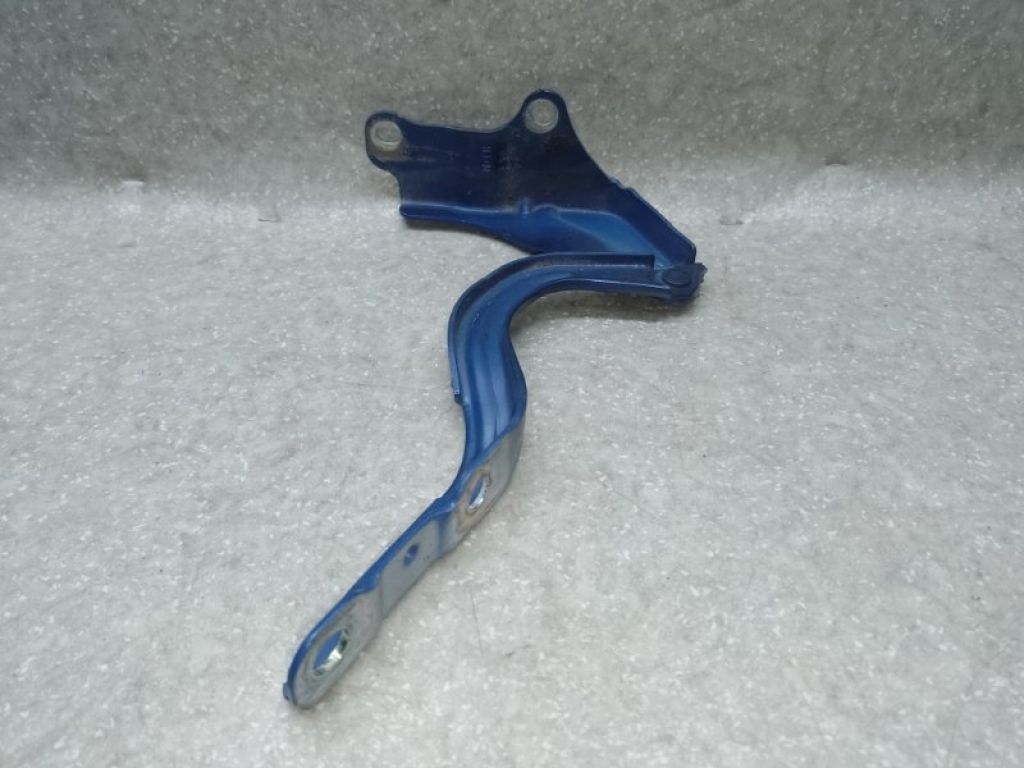 79110-3X000 | Петля капоту лів. HYUNDAI ELANTRA MD 10-15