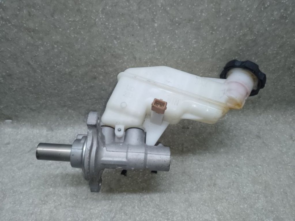 58510-3Y400 | Головний гальмівний циліндр HYUNDAI ELANTRA MD 10-15 - Фото 2