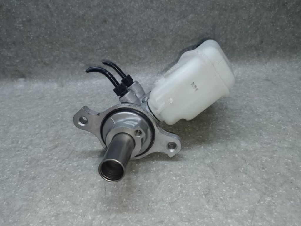 58510-3Y400 | Головний гальмівний циліндр HYUNDAI ELANTRA MD 10-15 - Фото 3