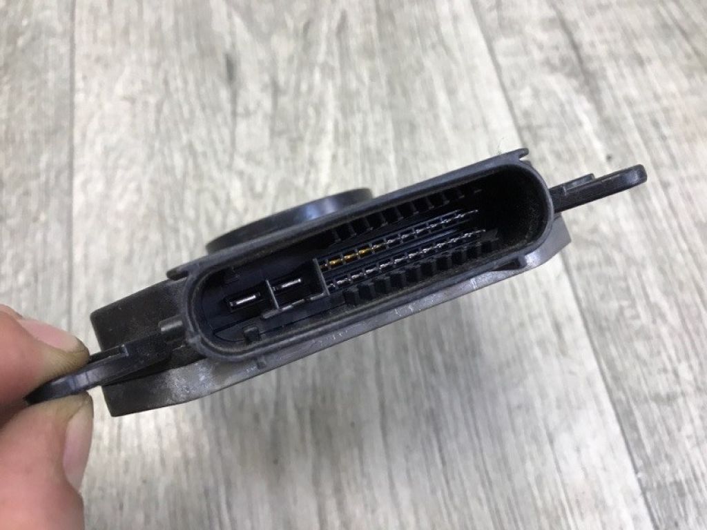 81016-33F10 | Блок розпалювання LED LEXUS ES 18- - Фото 4