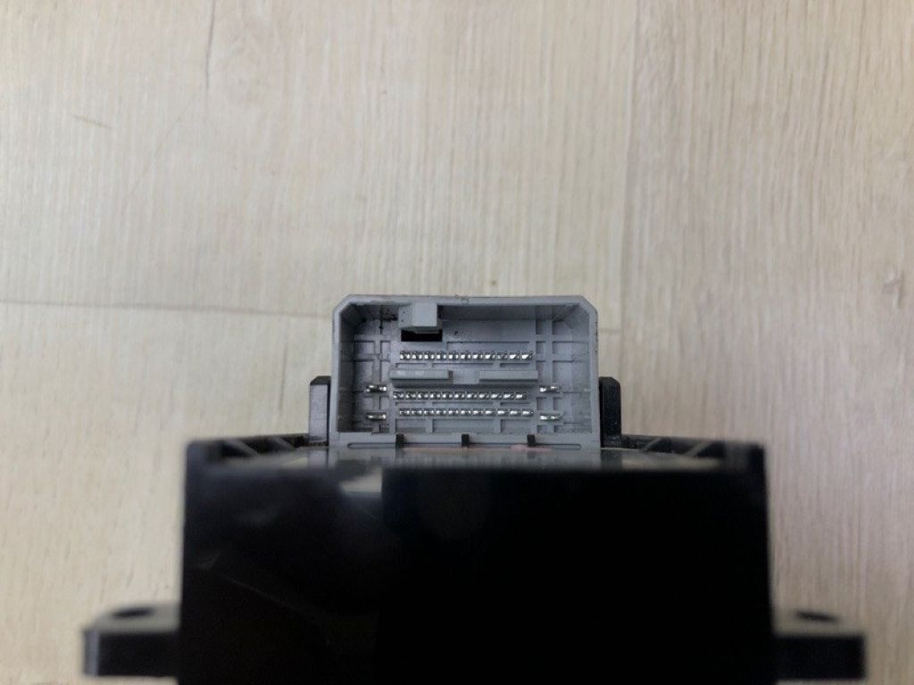 35750-TL2-A11 | Блок керування склопідіймачами HONDA ACCORD CU8 / TSX 08-14 - Фото 4