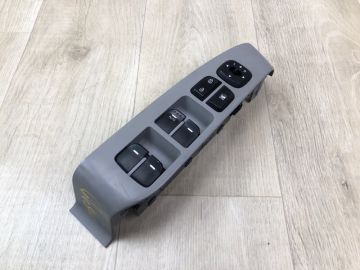 Блок управления стеклоподъемниками KIA SOUL PS 13-19