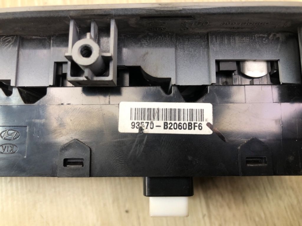 93570-B2060BF6 | Блок управления стеклоподъемниками KIA SOUL PS 13-19 - Фото 8