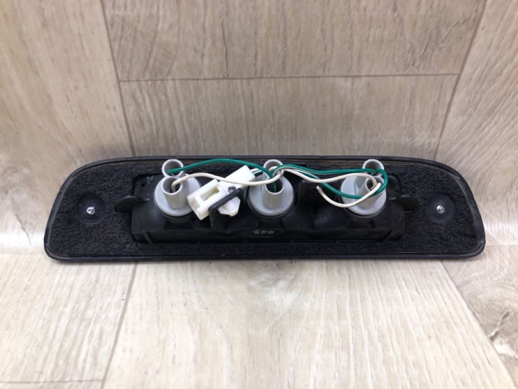 81570-04030 | Стоп-сигнал додатковий TOYOTA TACOMA 05-15 - Фото 3