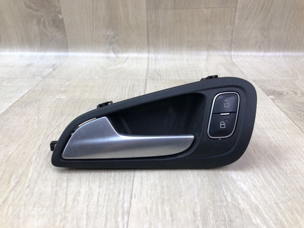 F1EZ-5822601-CB | Ручка дверей внутрішня передн. лів. FORD FOCUS 10-18