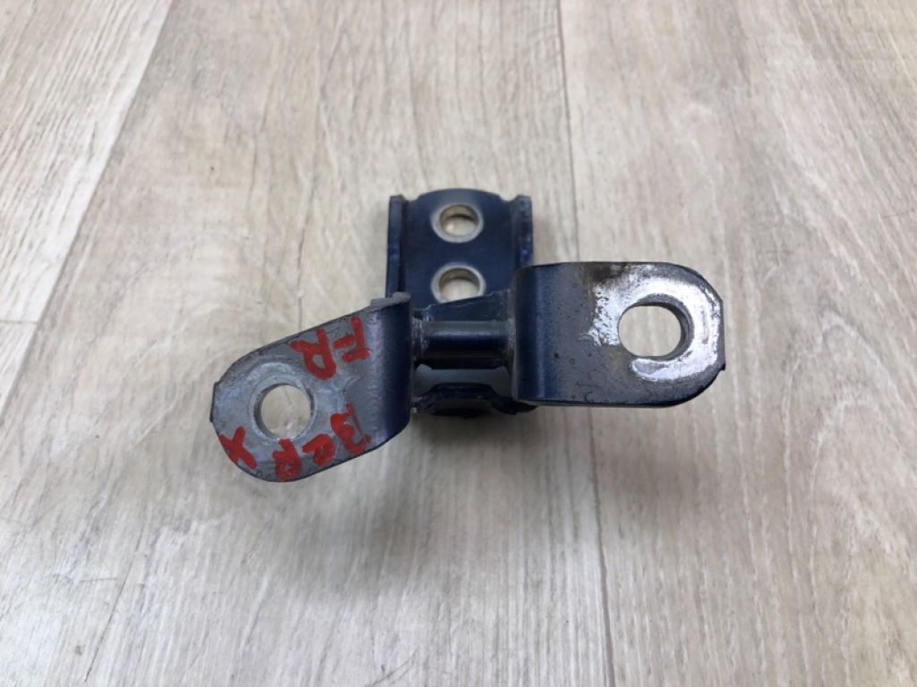 68710-12151 | Петля двері верхня передн. прав. TOYOTA CAMRY 40 06-11 - Фото 3