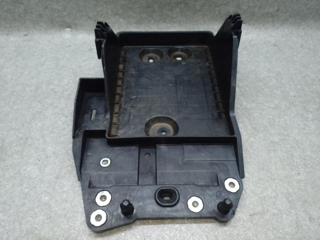 KD53-56-040B | Полиця акумулятора MAZDA CX-5 (KE) 11-17 - Фото 3