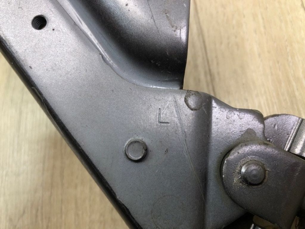 68360-08031 | Ролик зсувних дверей нижній задн. лів. TOYOTA SIENNA 11-16 - Фото 7